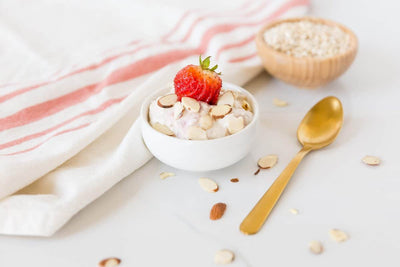 TransformHQ Strawberry Almond Overnight Oats