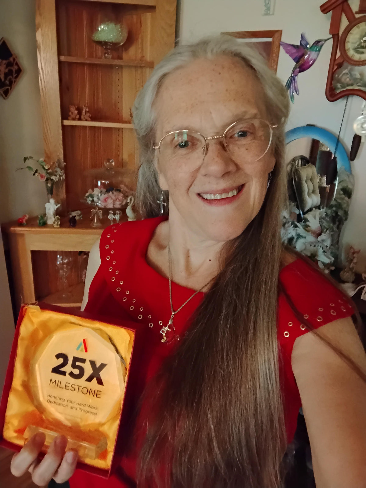 "I'm starting to feel more comfortanle in my own body and mind. 🥰" - Shelly